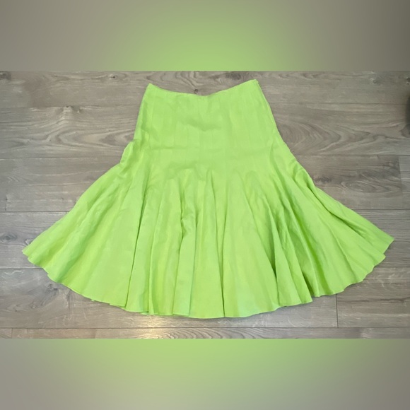 Ross Mayer Dresses & Skirts - 100% linen Vibrant Green A-Line Women's Skirt EUC size 12